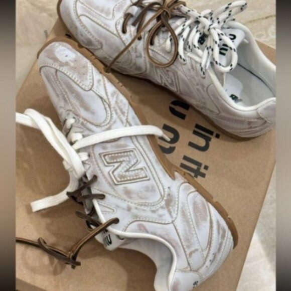 Miu Miu x NB White Fashion Footwear - Picture 2 of 7